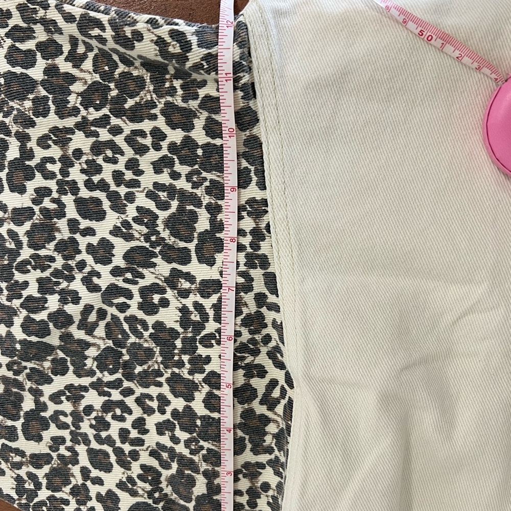 POL Cream Leopard Print Blouse - Picture 5 of 7